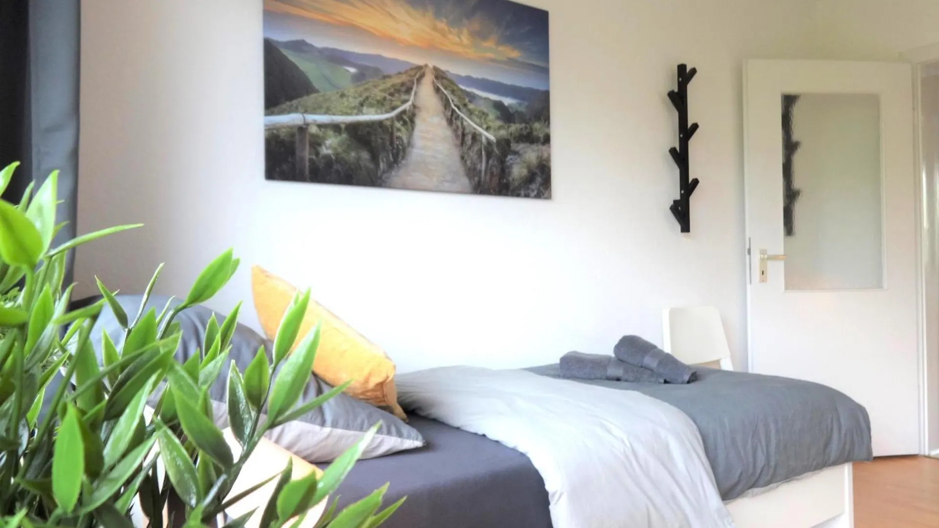 Helles Apartment Mit Balkon Fuer 5 Personen location